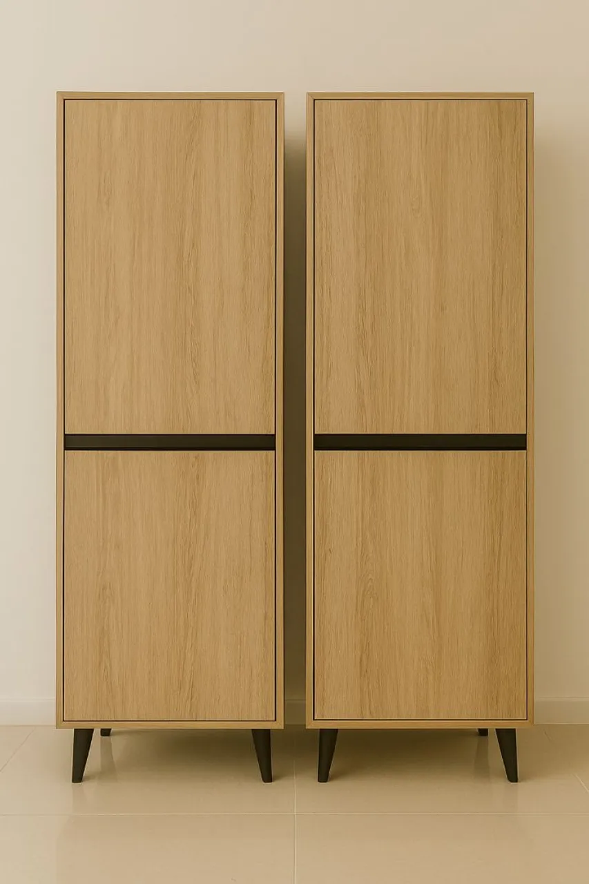 Paneleiro Torre Duplo de Madeira com Design Moderno