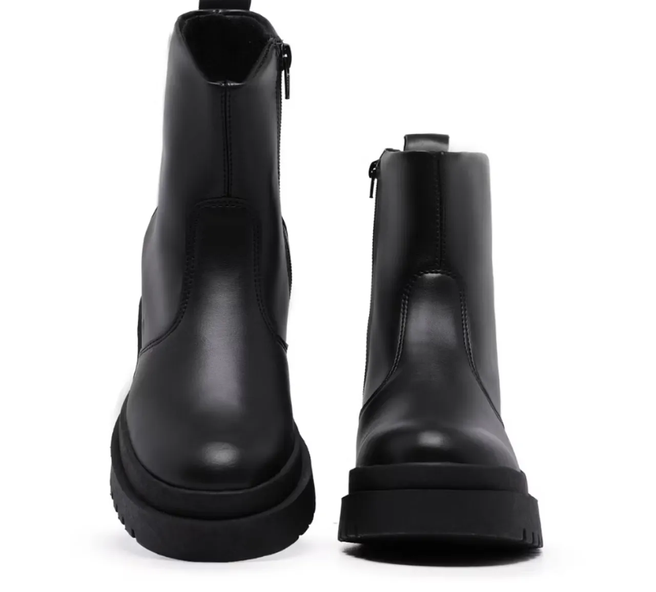 Coturno feminino