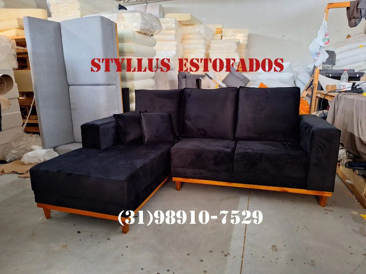 Sofá de Canto Preto - Novo