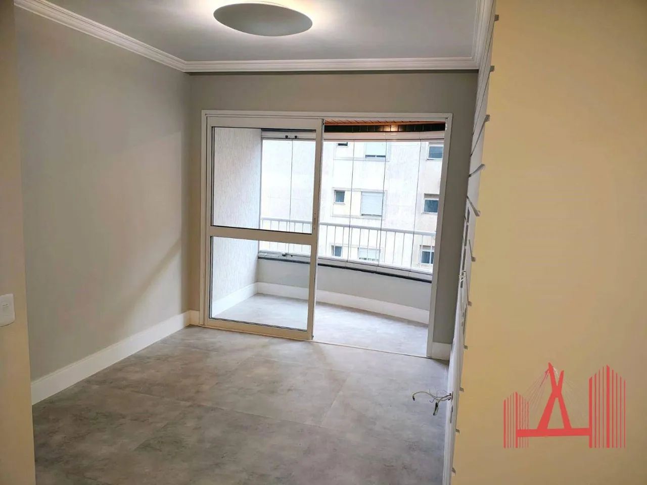 Apartamento à Venda com 3 dormitórios, 2 vagas de garagem, com 68 m² - Ipiranga