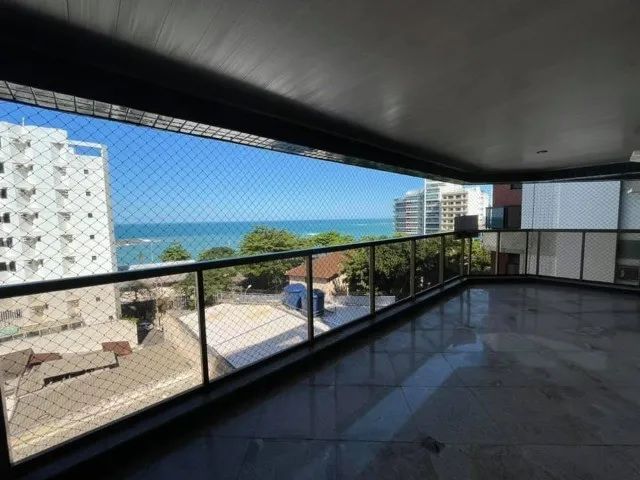 Apartamento alto padrão no centro de Guarapari.