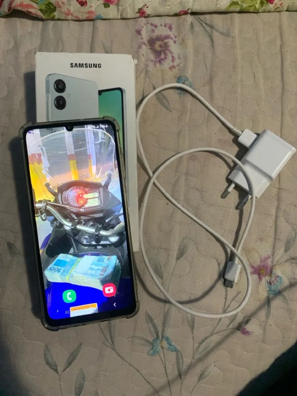 Samsung A06 novo