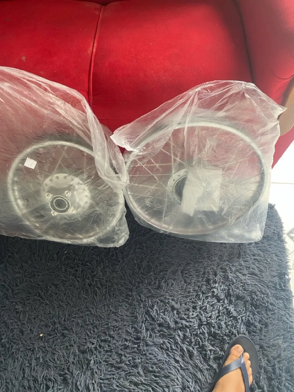 Rodas de moto novas