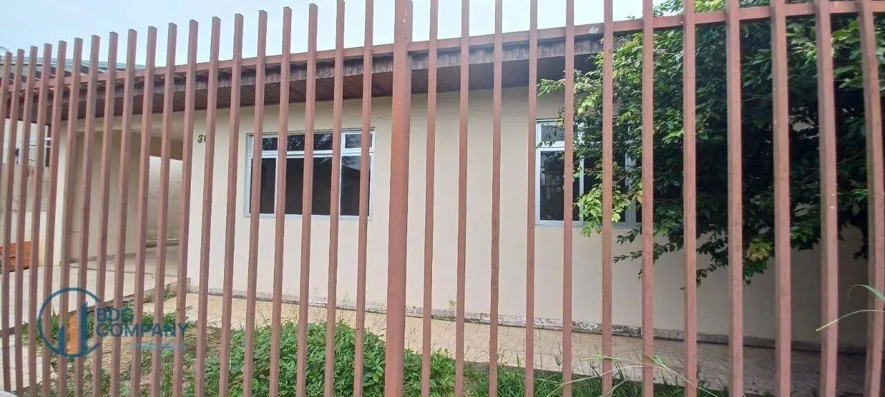 Casa com 3 dormitórios para alugar por R$ 2.000,00/mês - Canisianas - Irati/PR - Foto 2
