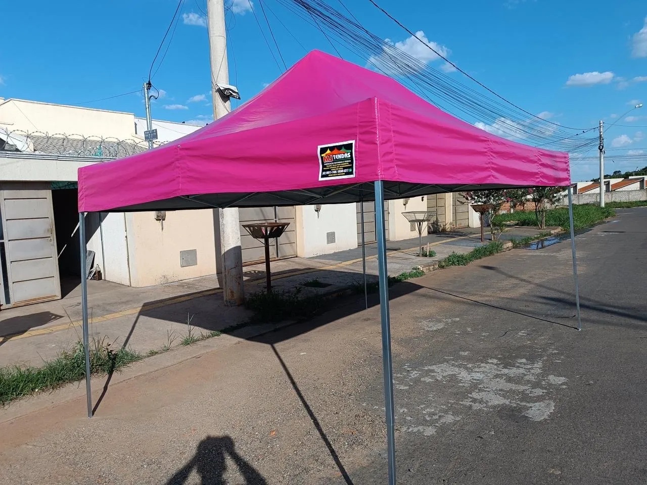 Tenda 3x4,5 - TD1000 - R$ 1.350,00