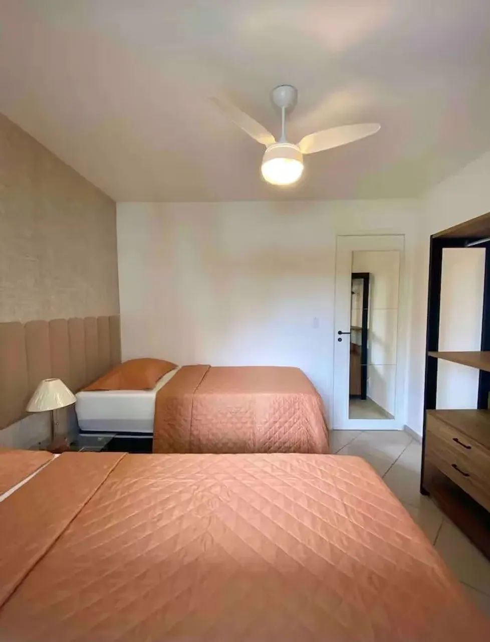 Apartamento (Padrão), com 2 quartos e 1 banheiros à Venda, 42 m² em São José dos Pinhais/P - Foto 2
