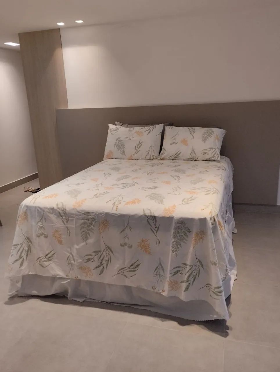Alugo flat a beira mar do Bessa 