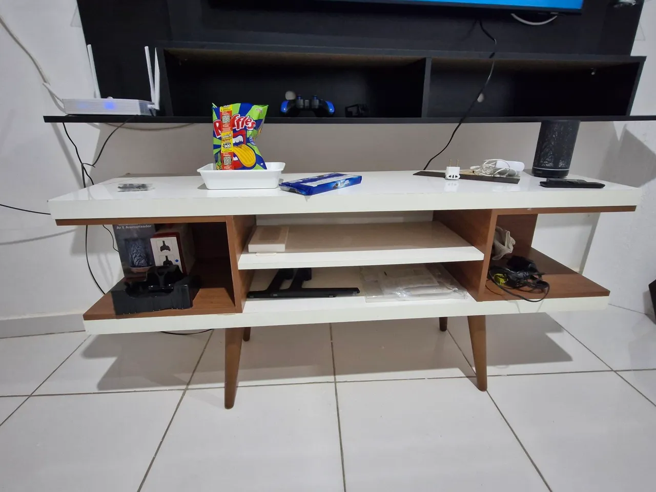 Rack de TV Moderno com Design Elegante