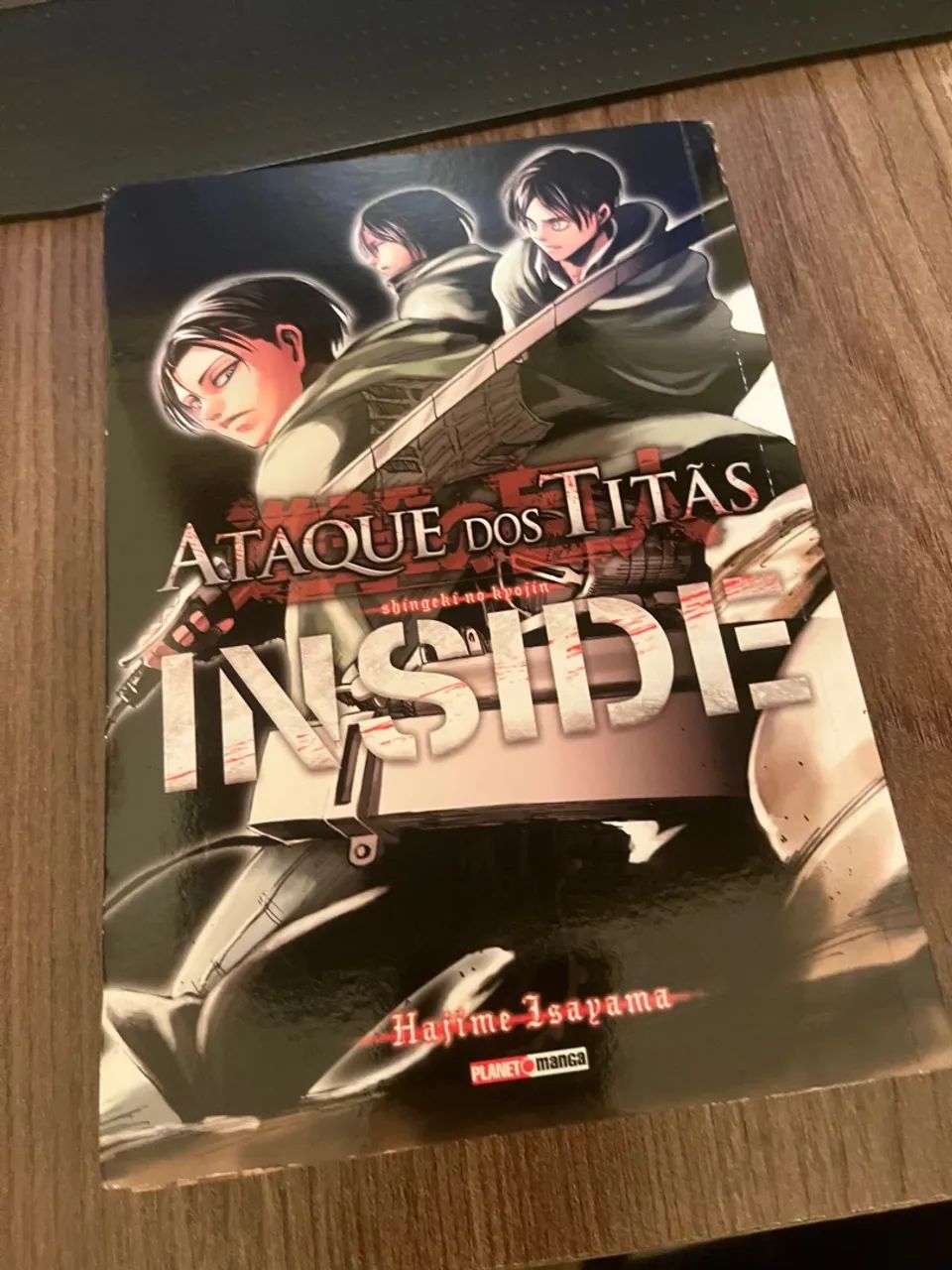 Mangá Inside Ataque dos Titãs