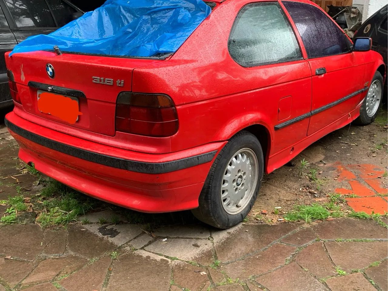 BMW 318i Em Peças 