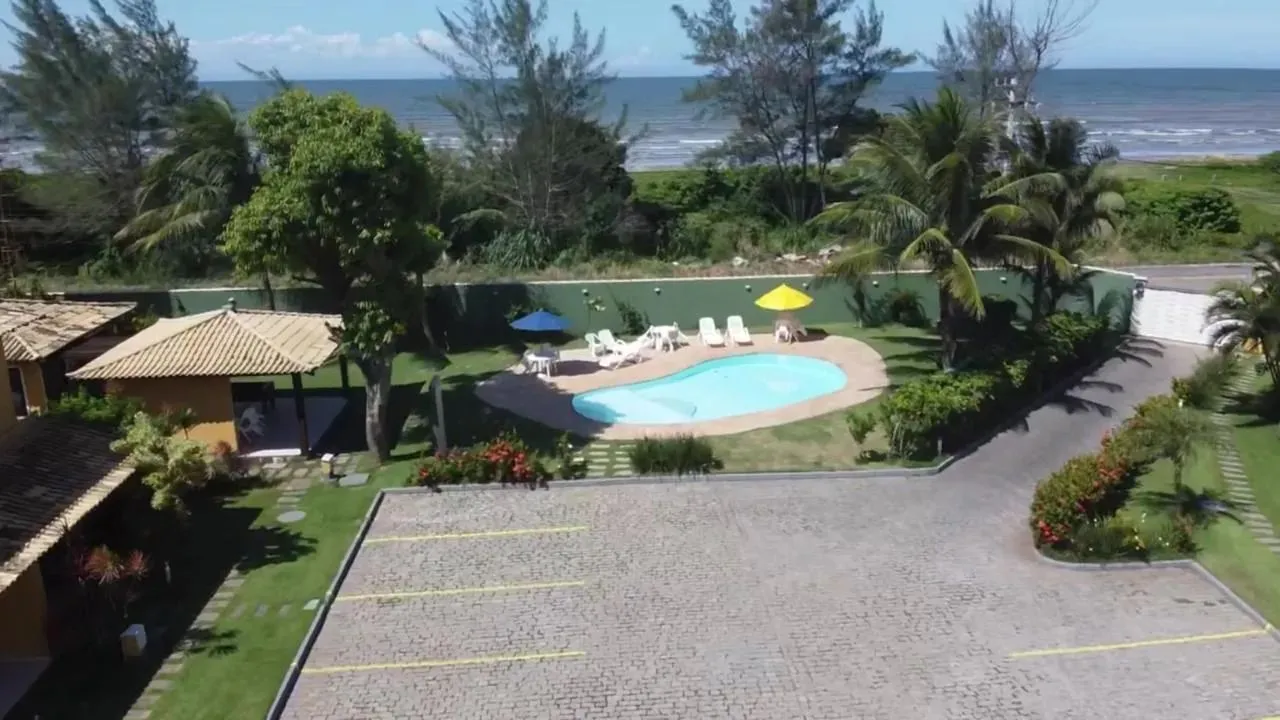 Condominio de frente para a praia Rasa