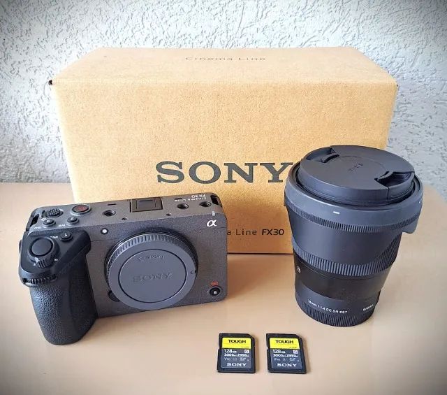 FX30 nova na caixa + lente sigma DC DN 16mm 1:1.4 + 02 cartões TOUGH Sony 128GB V90 - Foto 5
