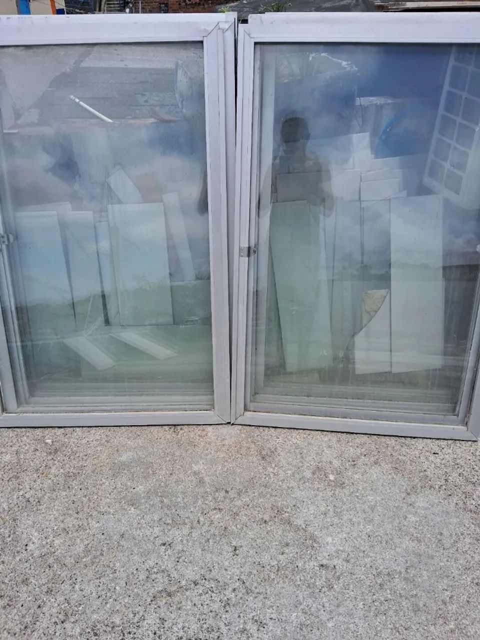 Janelas 10 de 1.13×70 duas folhas valor 400 reais