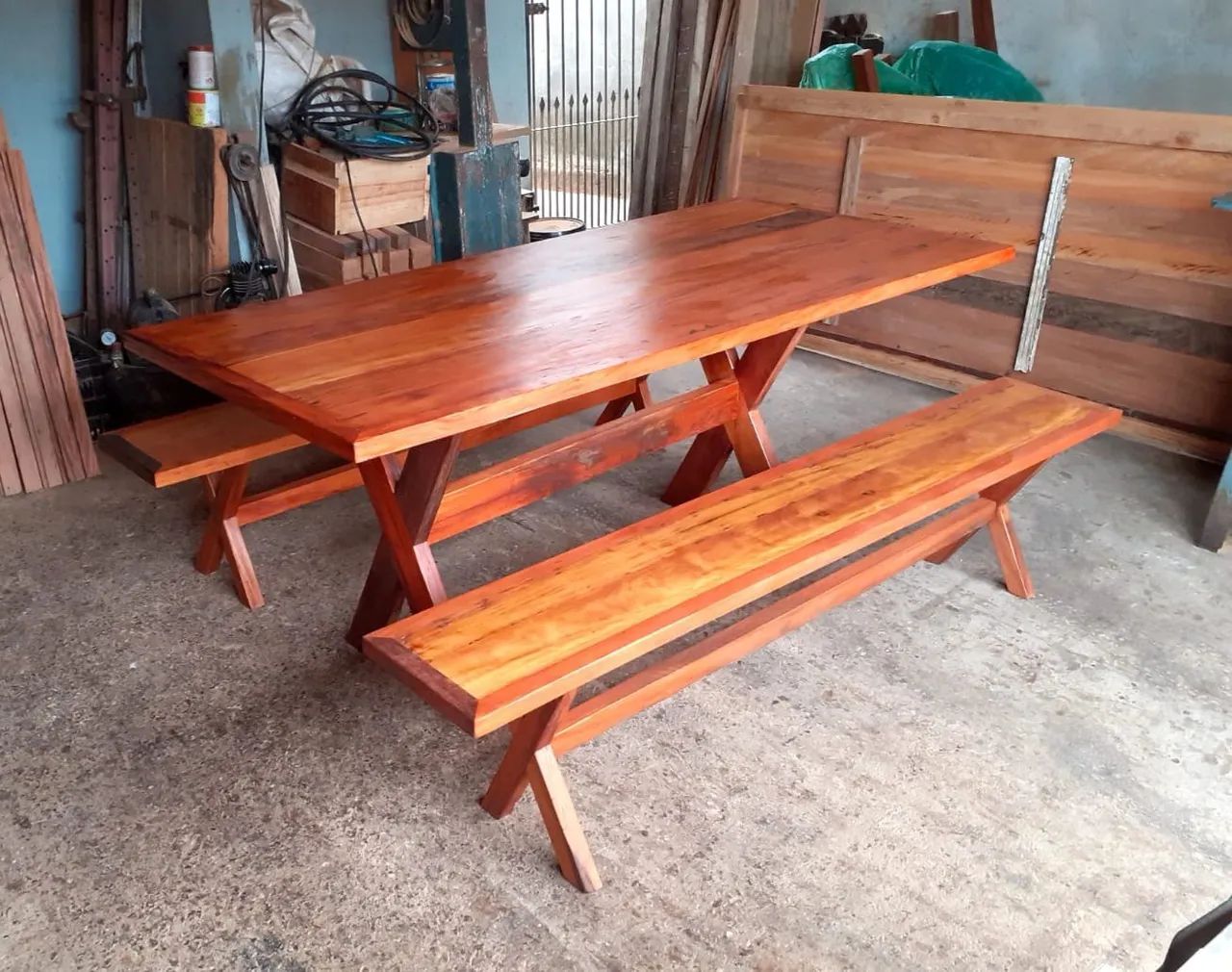 Mesa com bancos 200x90 madeira demolição peroba  - Foto 5