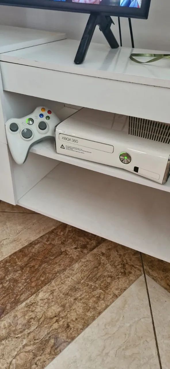 Xbox 360 Slim (Branco) - Foto 2