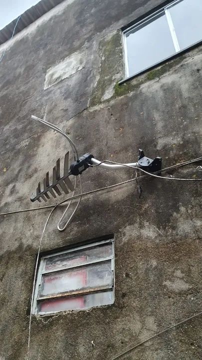 Antena de TV - Sinal Forte e Claro!