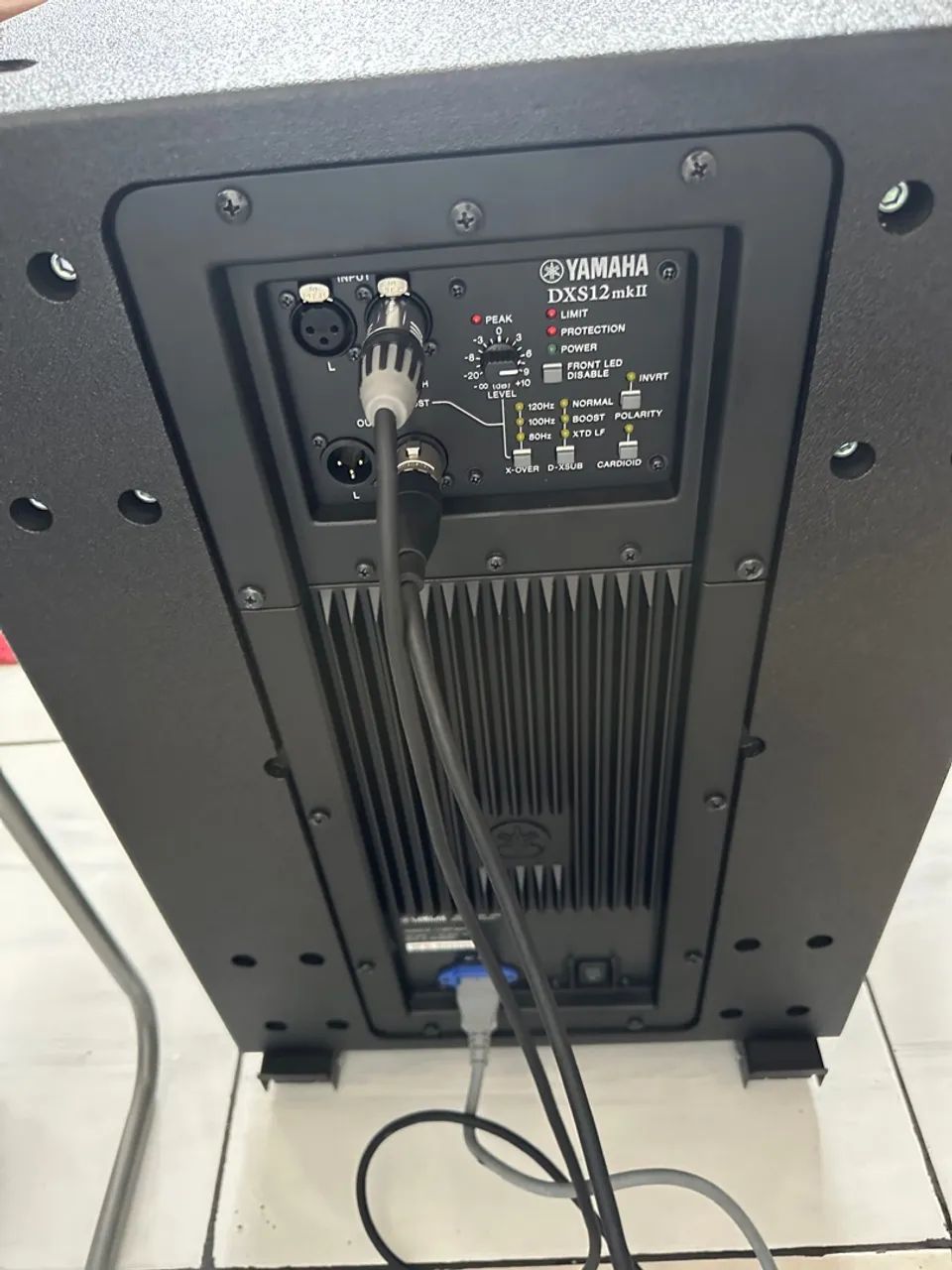 Subwoofer Yamaha DXS12mkII - Foto 3