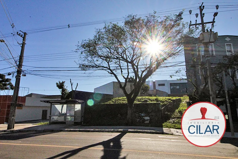 Imobiliária Cilar Aluga Terreno no Bigorrilho com 667m², Ref. 05504.001-CILAR