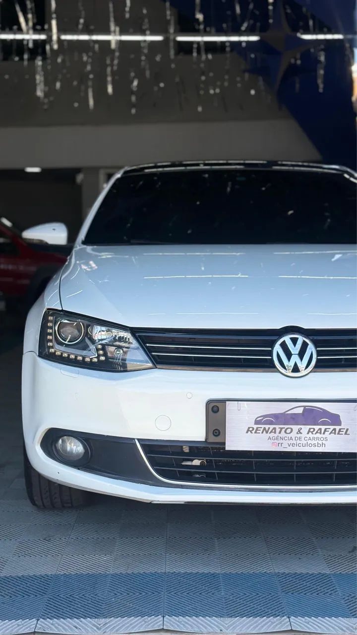 Volkswagen Jetta Highline 2.0 TSI 16V 4P Tiptronic 2013 - Foto 2