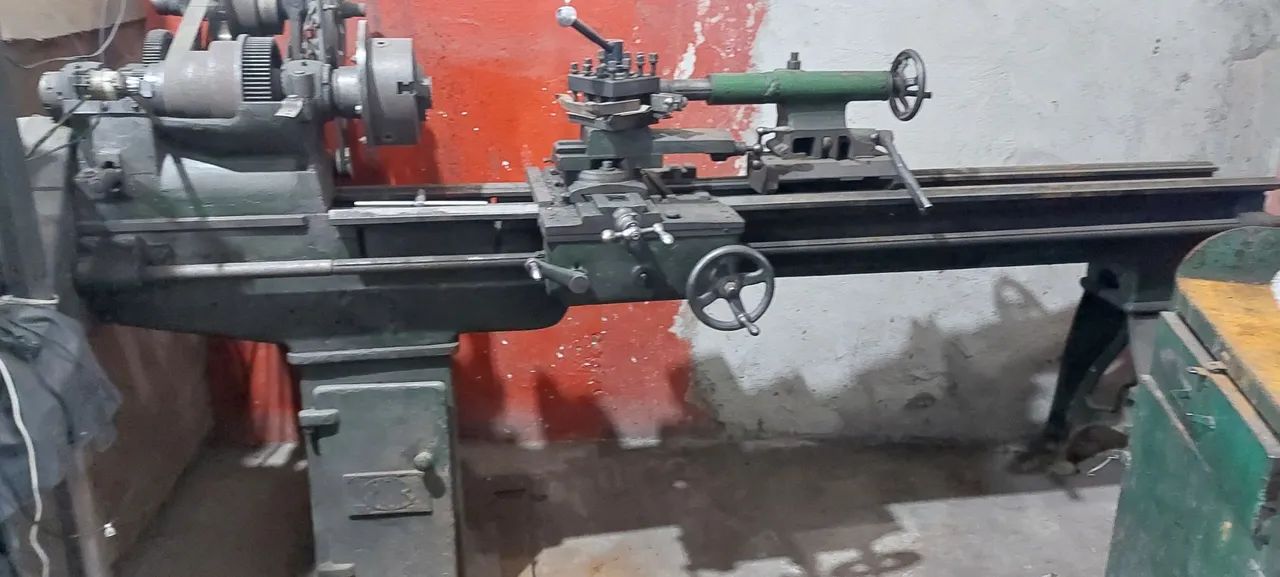Torno mecânico  profissional 