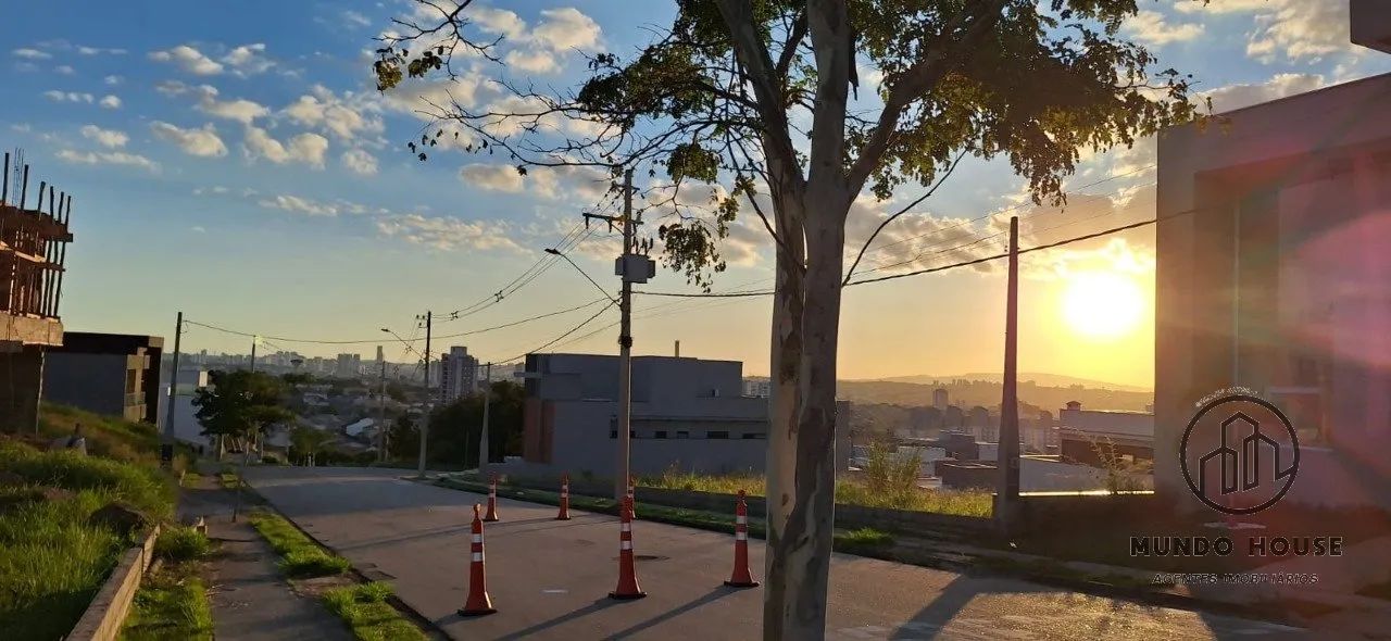 TERRENO ZONA LESTE SOROCABA - CONDOMÍNIO FECHADO COM LAZER