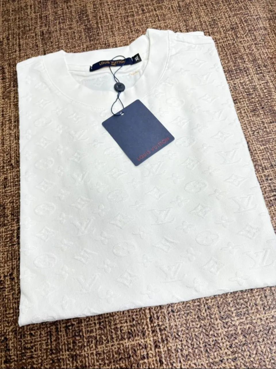 Camiseta Louis Vuitton lançamento  - Foto 2
