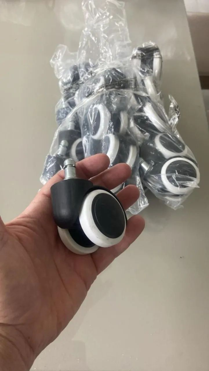 Roda de cadeira giratória - Foto 5