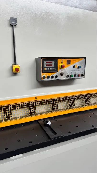 GUILHOTINA HIDRÁULICA  ATLAS MÁQUINAS - Foto 5