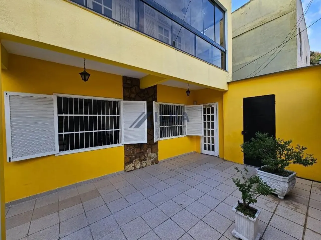 Casa à venda em Vitória, Santa Lúcia, com 6 quartos, com 350 m²
