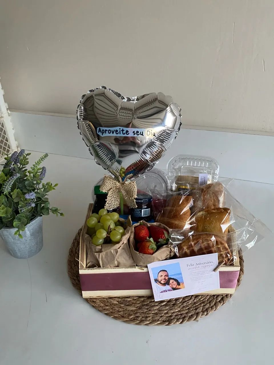 Cesta de café da manhã/ cesta da tarde/ pronta entrega  - Foto 4