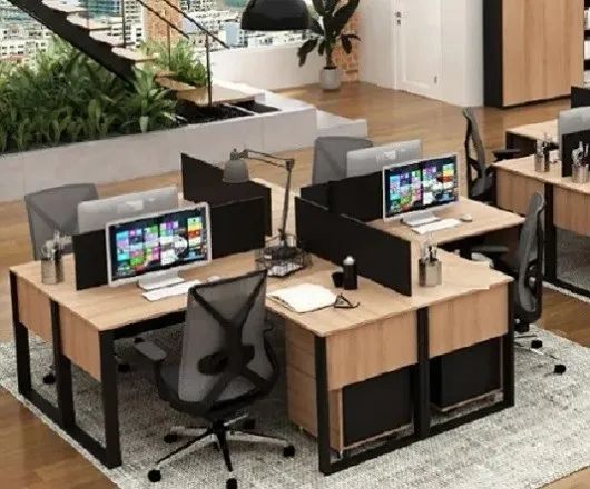 Platform/4 Tables/Corner+4 Partitions+4 Mobile Pedestals/272X272, R$5.478,84!