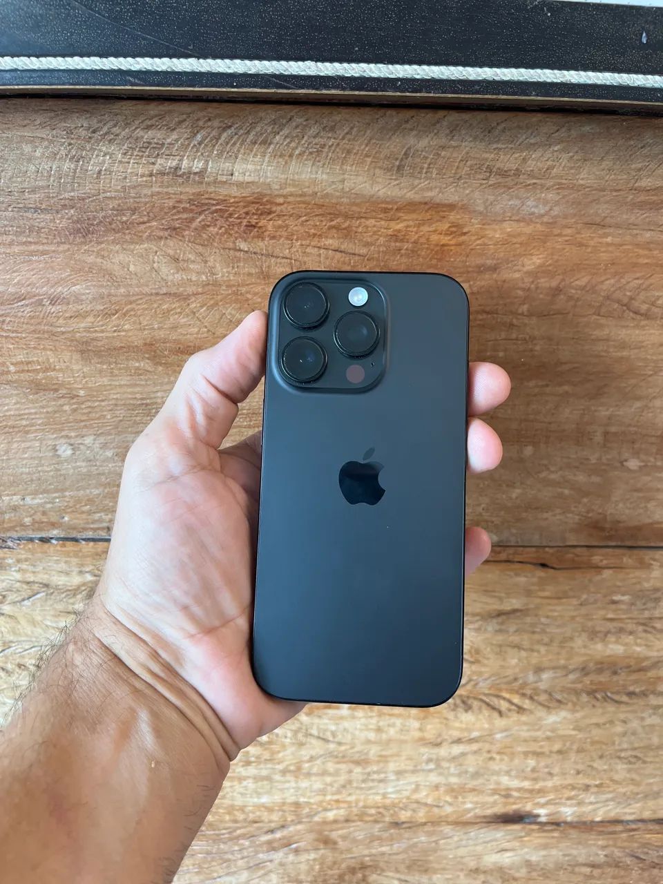 Vendo IPhone 16 Pro Max  na garantia ainda - Foto 4
