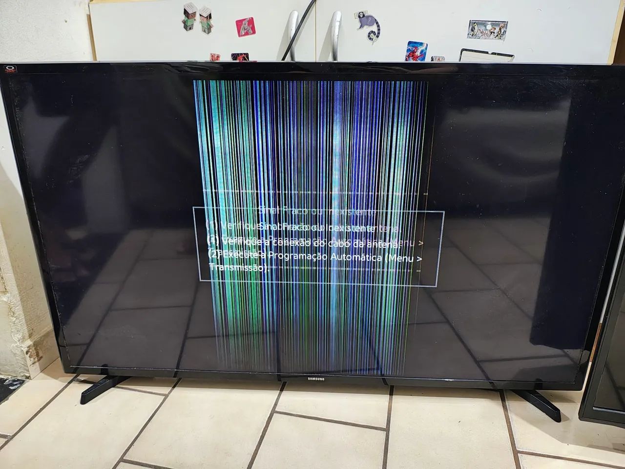 Televisão com defeito 