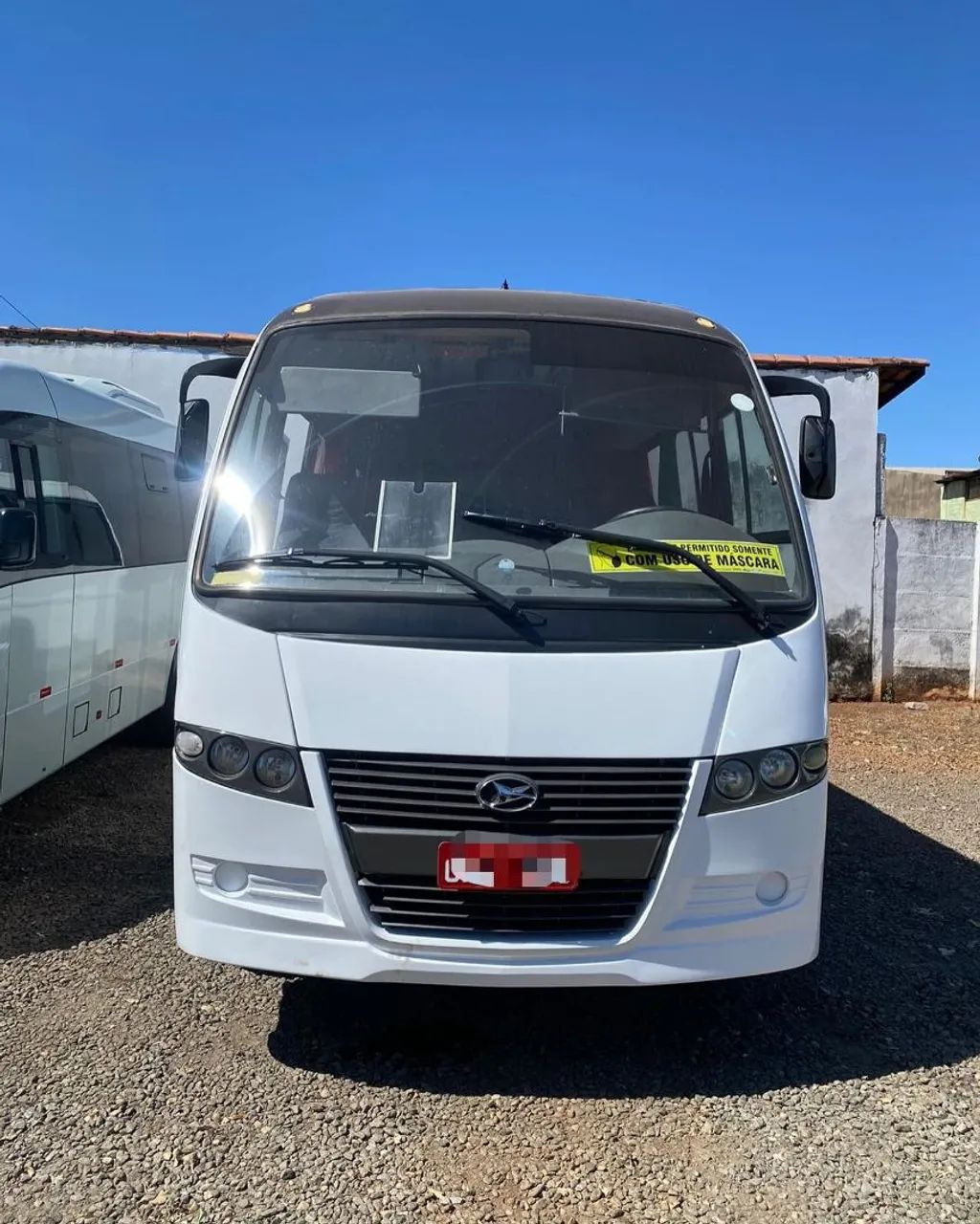 VOLARE W9 2011
