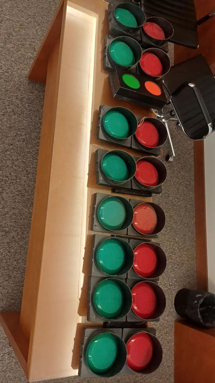 Sinalizador de cancela e portões,  verde e vermelho 12 v 