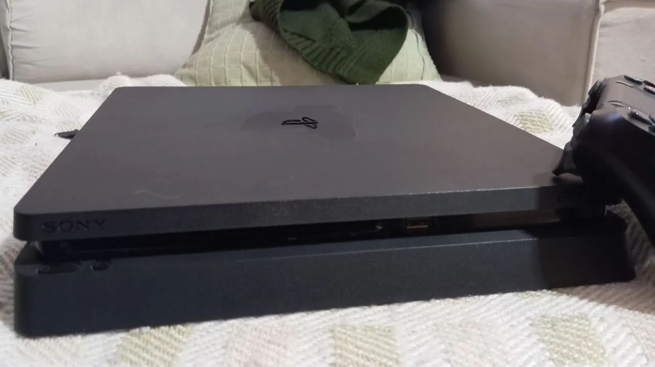 Playstation 4 Slim 1TB - Foto 2