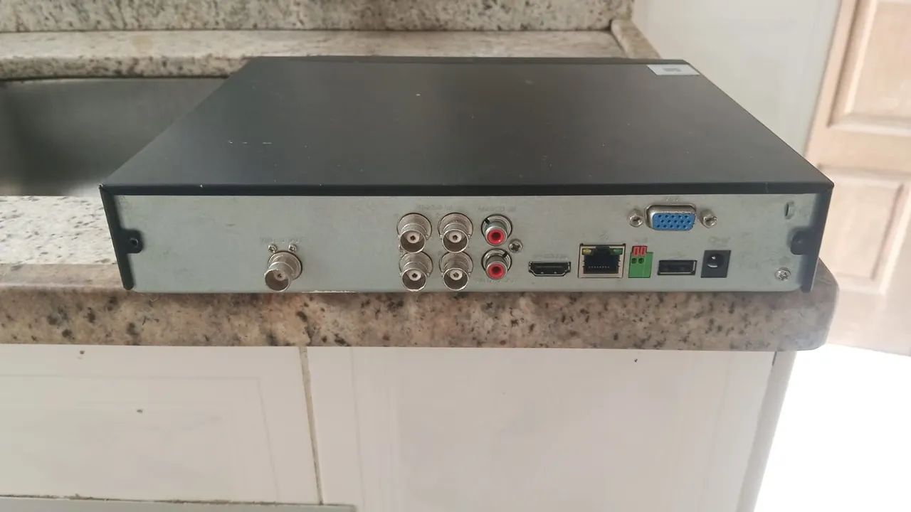 DVR Intelbras MHDX 1104+ câmeras Intelbras  - Foto 2