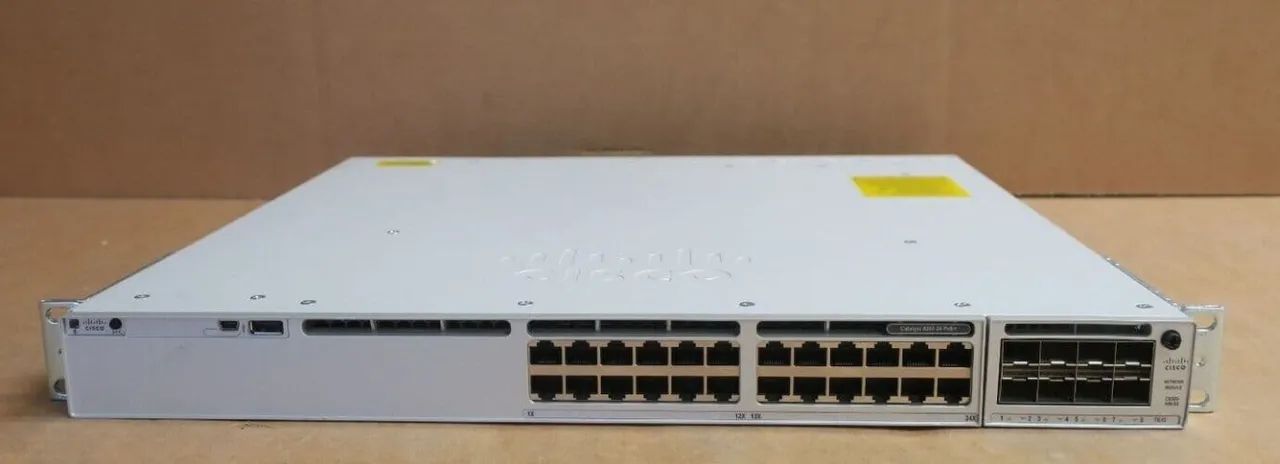 Switch Cisco C9300-24p + Módulo 8x10g C9300-nm-8x - Foto 3