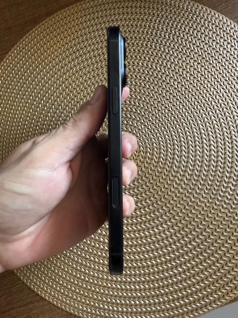 iPhone 16 Pro Max - Foto 3