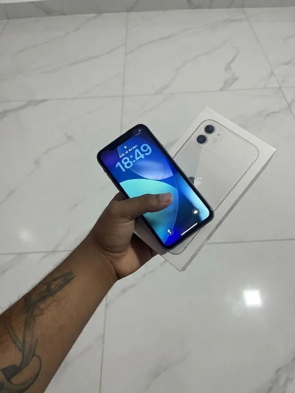 IPHONE 11 (BOM ESTADO)