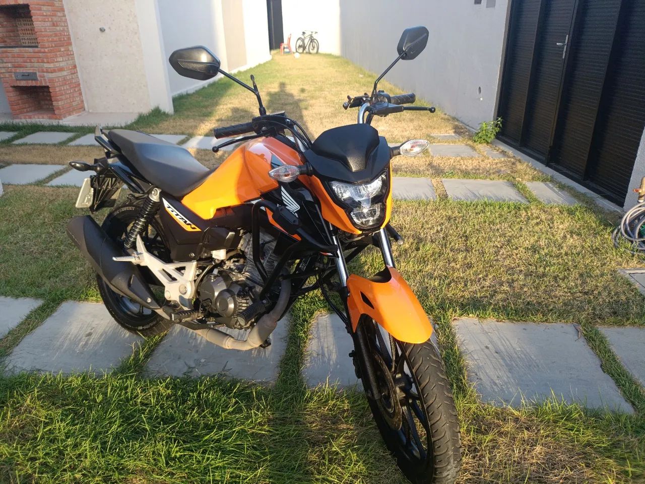 Titan 2025  - Foto 5