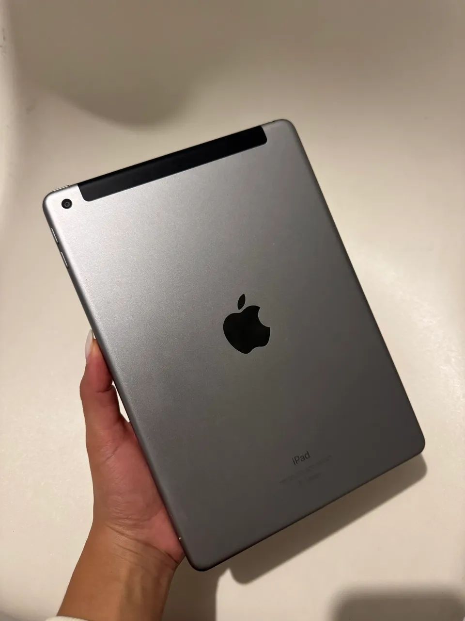 iPad 6ª geração 128GB + Cellular - Foto 3