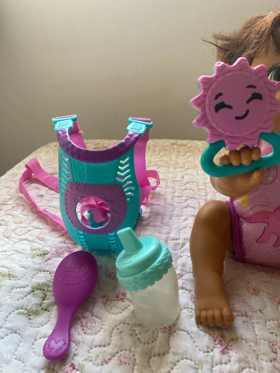 Boneca Baby Alive Hora do Passeio (go byebye) - Foto 2