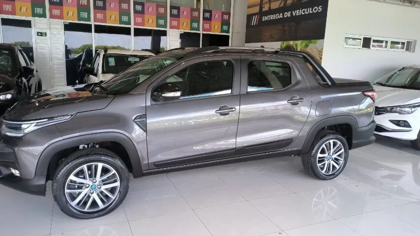Fiat Strada Volcano 1.3 Flex 8V CD 2027 - Foto 2