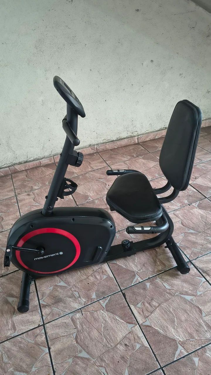 Bicicleta horizontal moviment 