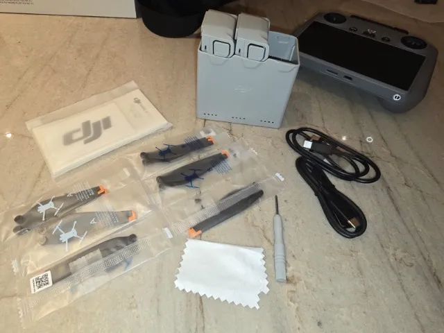 DJI Mini 4 Pro Fly More Combo Plus (baterias 45 min) - completo, homologado e pouco uso. - Foto 6