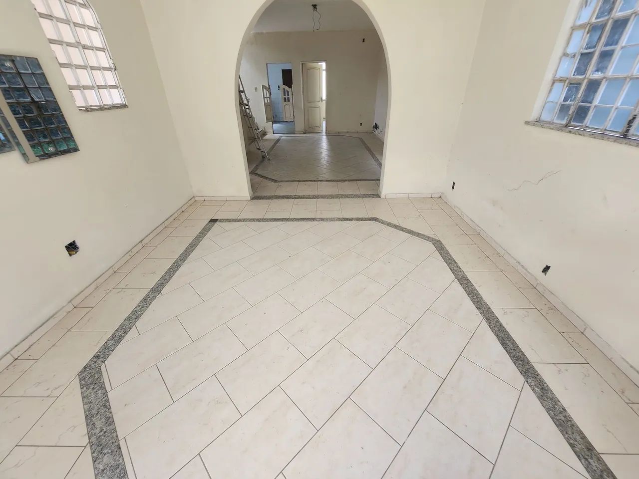 VENDO CASA COM TERRAÇO PROXIMO AO HANGAR - Foto 3