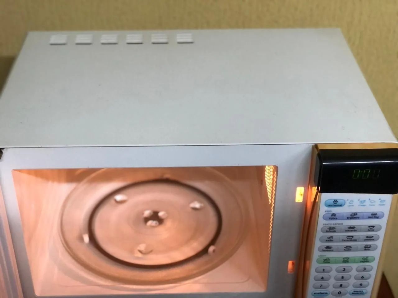 Microondas Eletrolux 28 litros  - Foto 2
