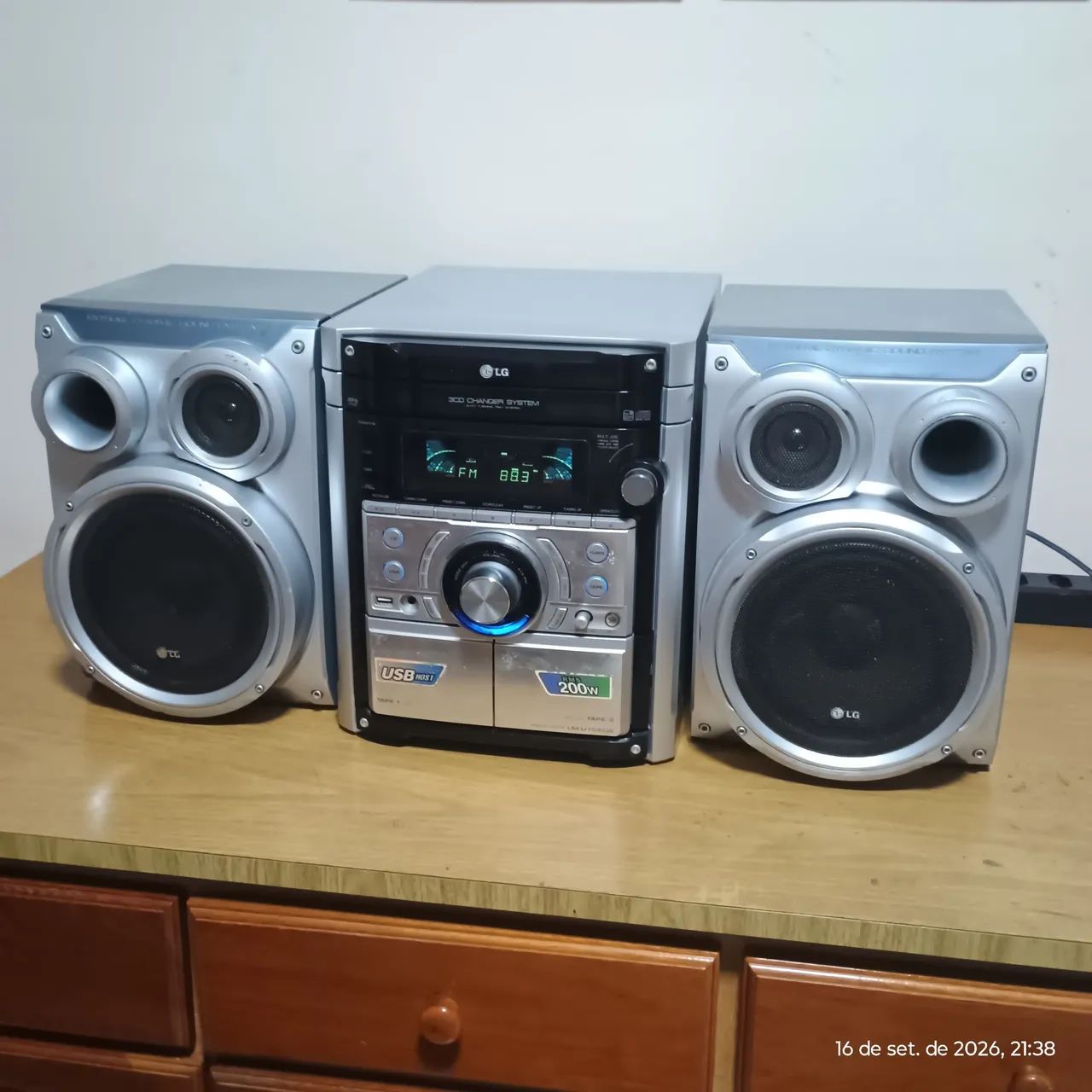 Mini Hi Fi System LG LM-U1060A - Foto 5
