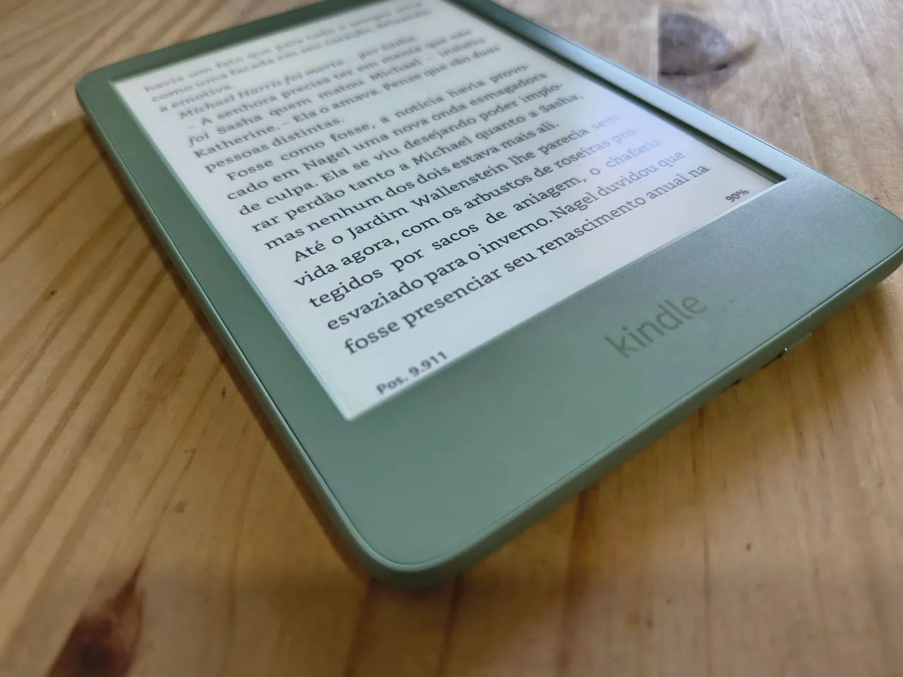 Kindle 11° geração verde - com capa - Tablets e E-Readers - Vila